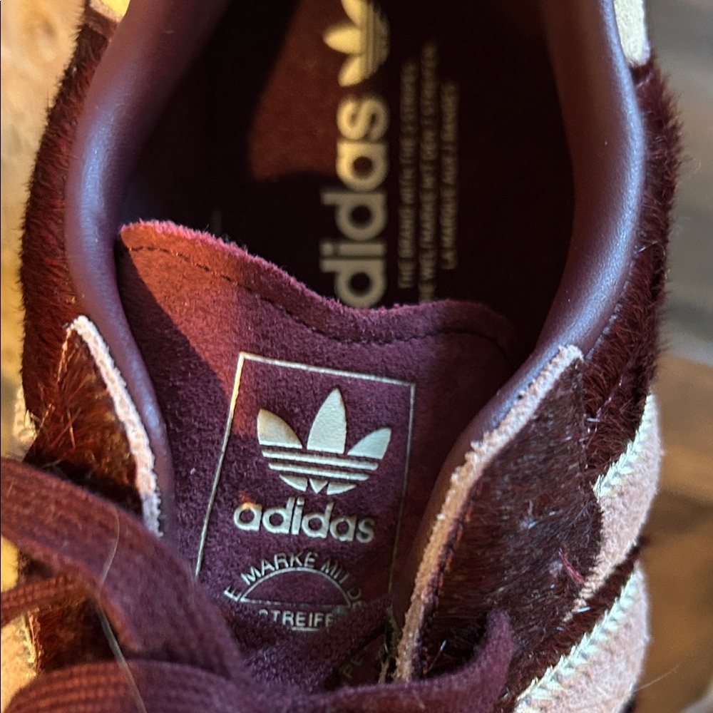 Adidas Samba Sneakers Bergandy Samba OG Sneakers size 8 1/2 - Picture 4 of 13